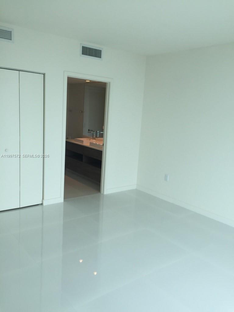 1100 S MIAMI AV #4102, Miami FL 33130