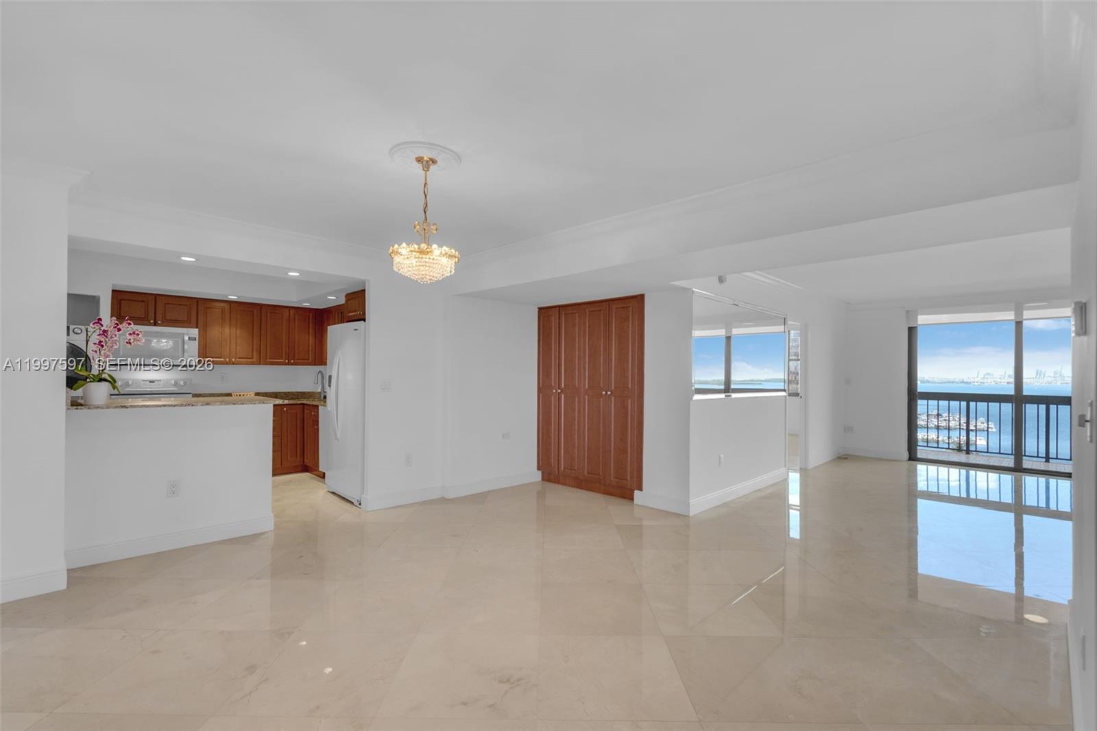 2333 Brickell Ave #1109, Miami FL 33129