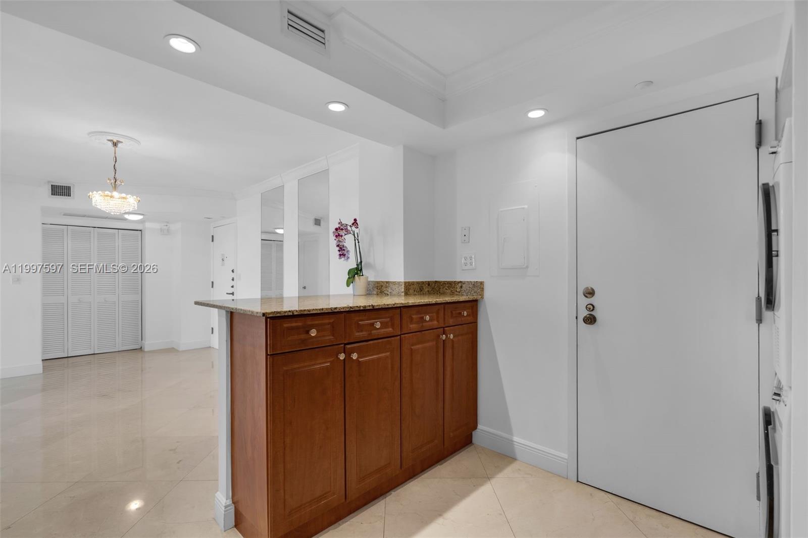 2333 Brickell Ave #1109, Miami FL 33129