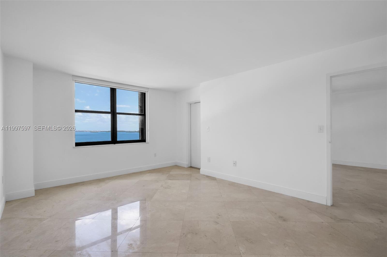 2333 Brickell Ave #1109, Miami FL 33129