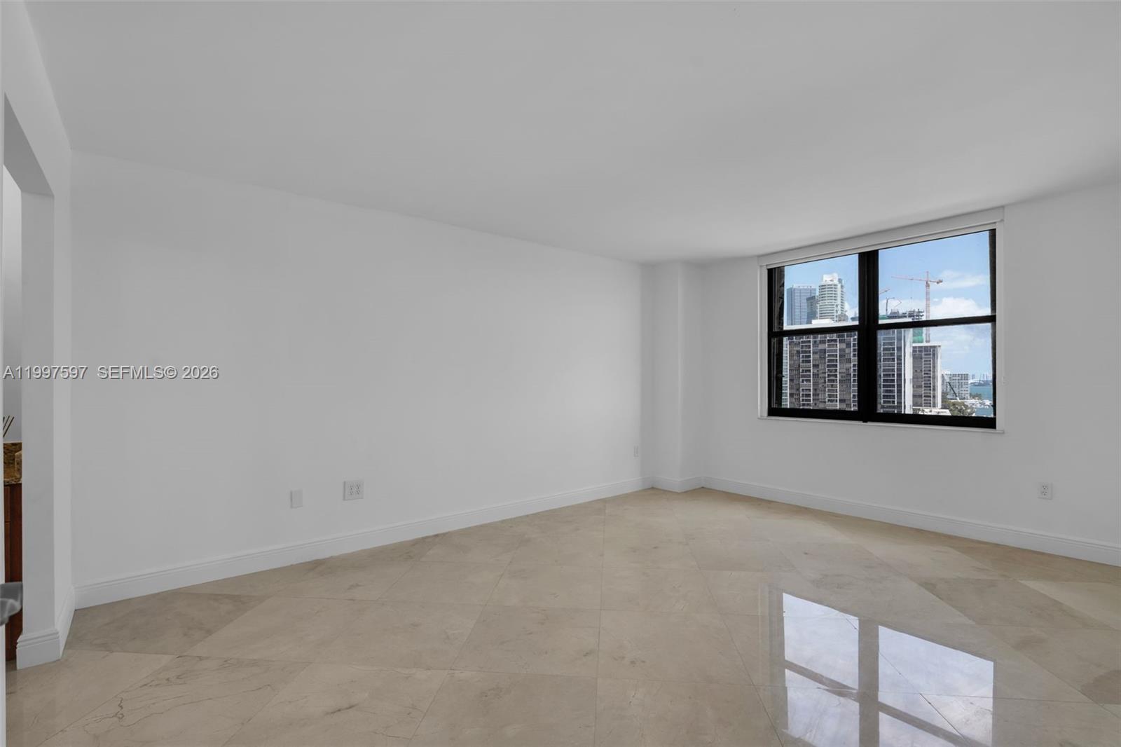 2333 Brickell Ave #1109, Miami FL 33129