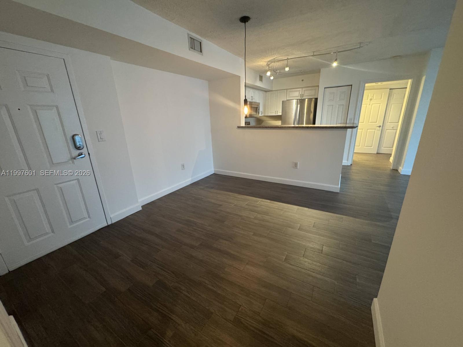 1155 Brickell Bay Dr #2908, Miami FL 33131
