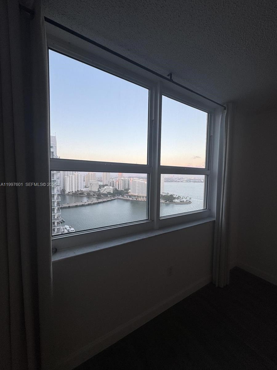1155 Brickell Bay Dr #2908, Miami FL 33131