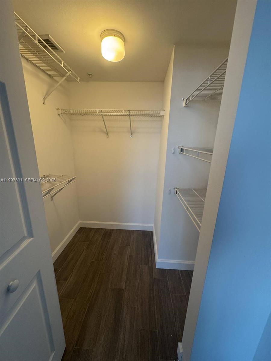 1155 Brickell Bay Dr #2908, Miami FL 33131