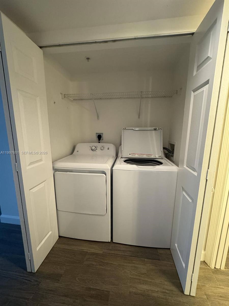 1155 Brickell Bay Dr #2908, Miami FL 33131