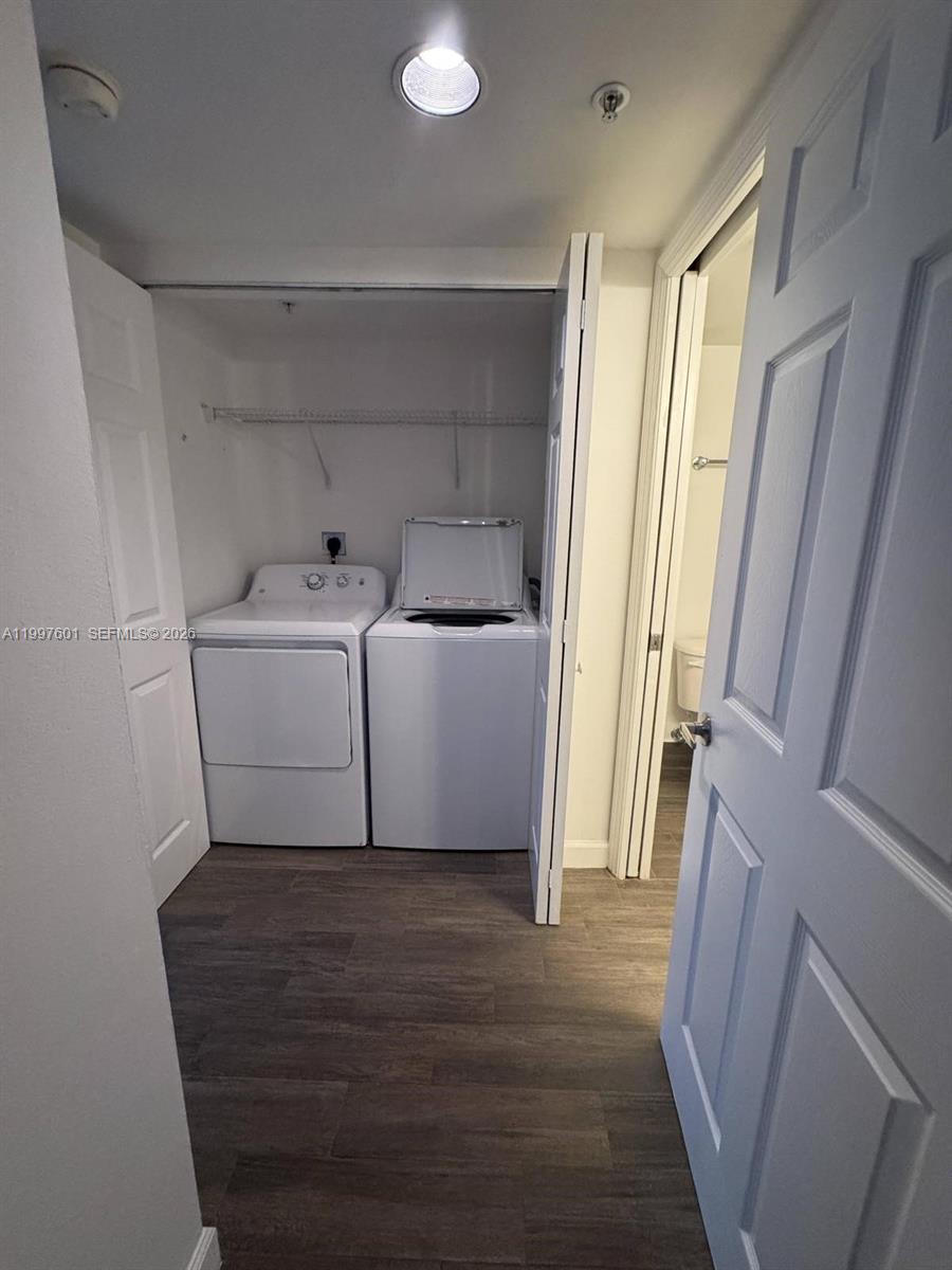 1155 Brickell Bay Dr #2908, Miami FL 33131