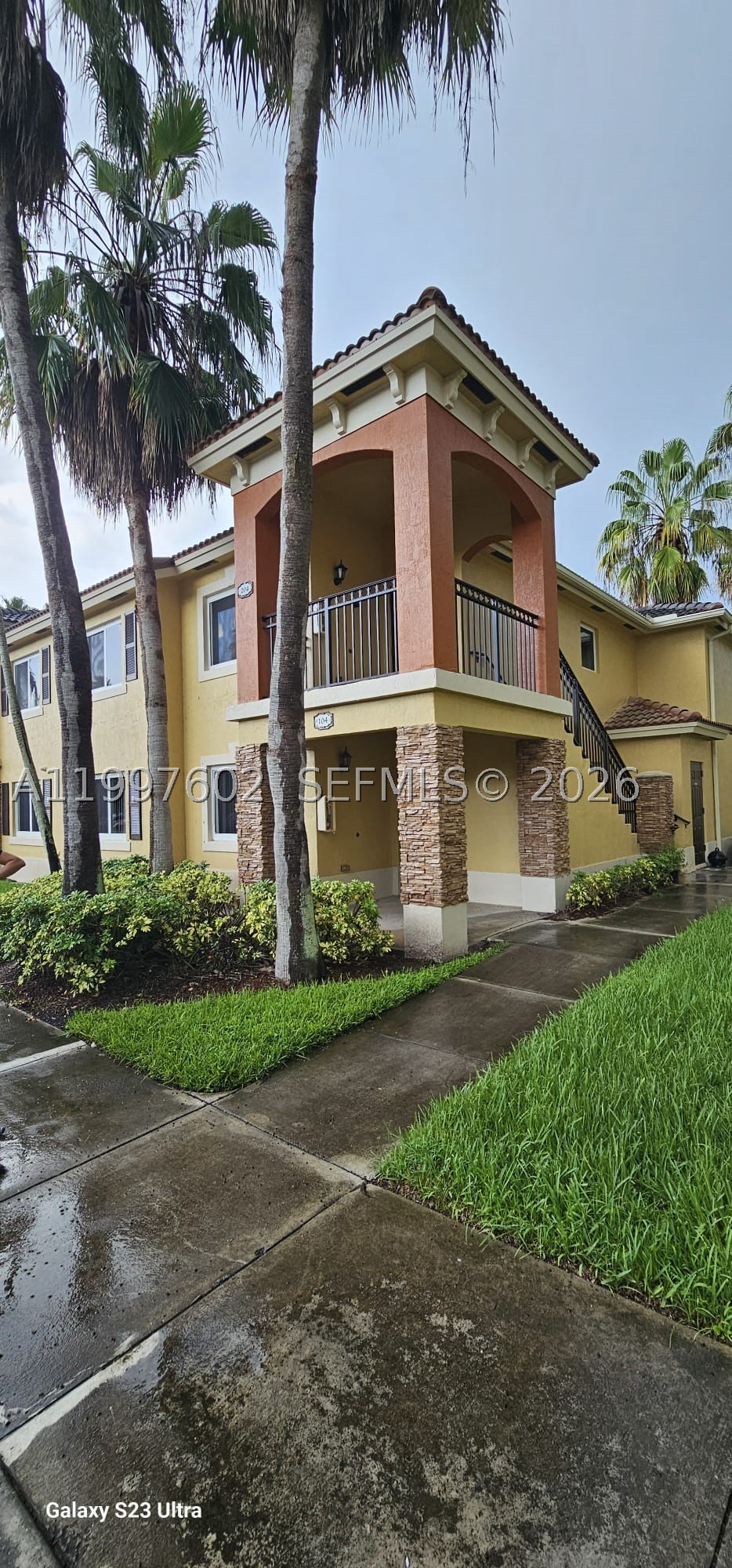935 NE 33rd Ter #204, Homestead FL 33033