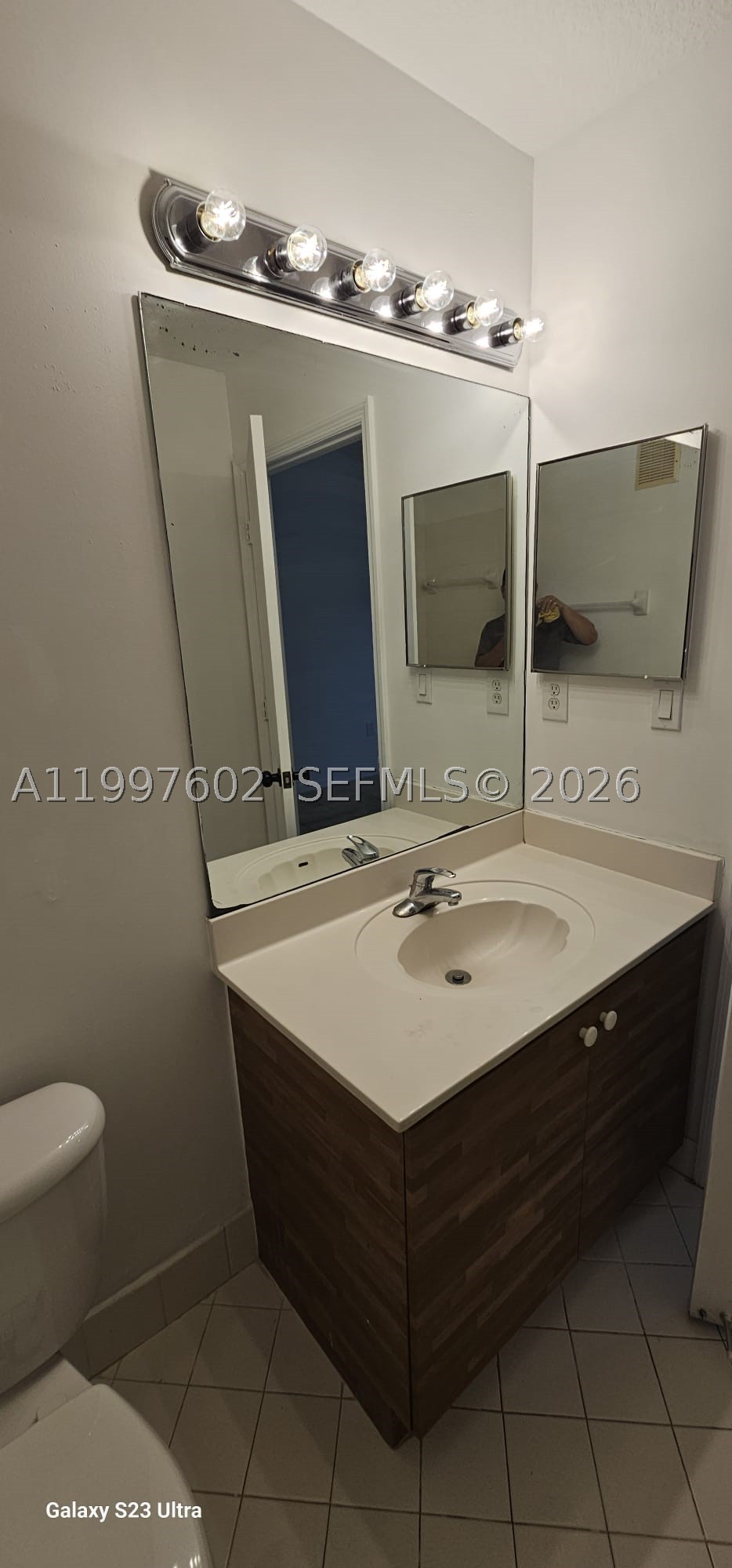 935 NE 33rd Ter #204, Homestead FL 33033