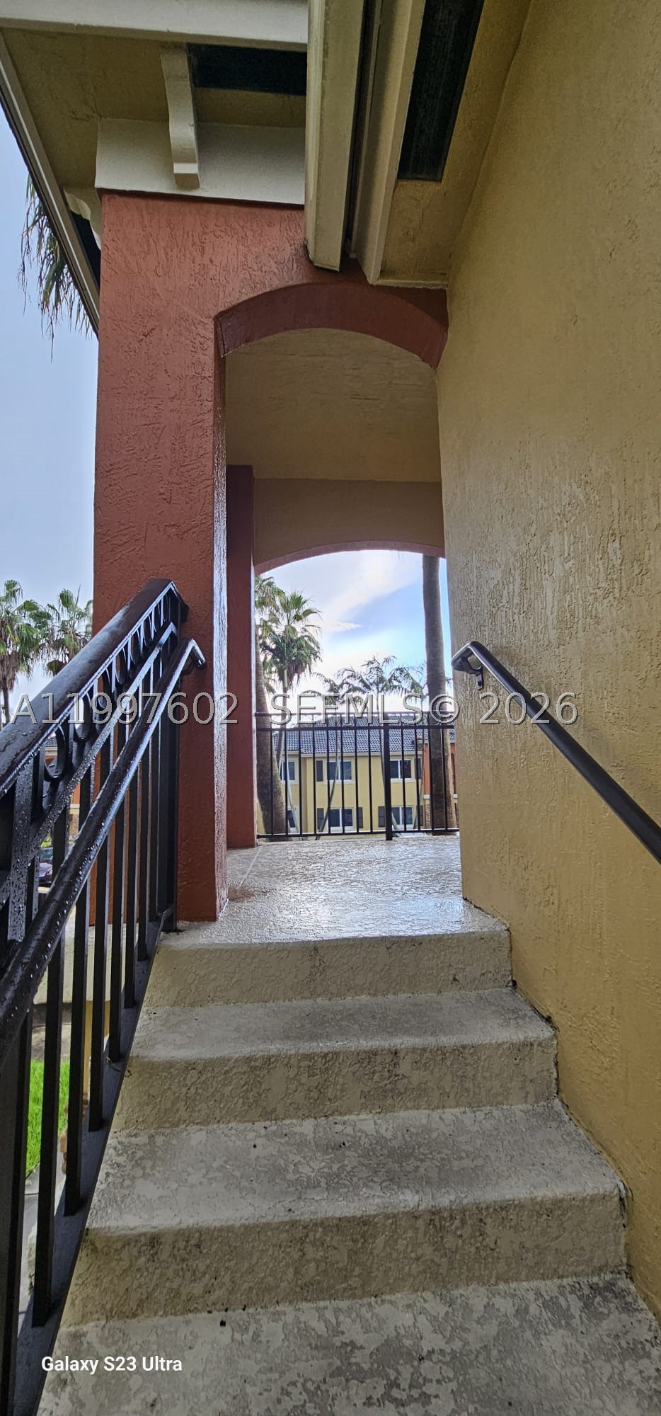 935 NE 33rd Ter #204, Homestead FL 33033