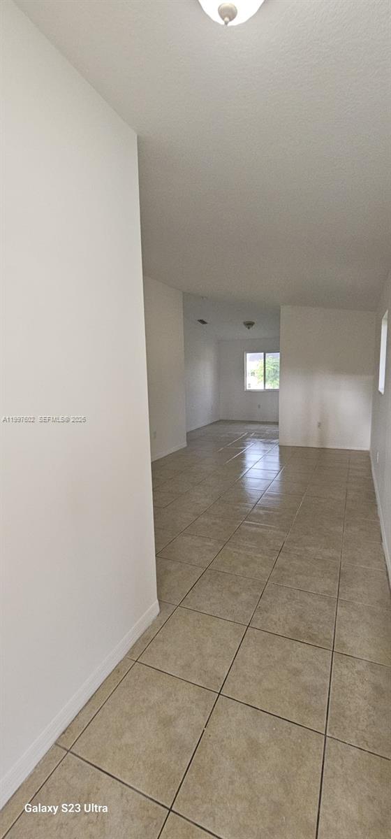 935 NE 33rd Ter #204, Homestead FL 33033