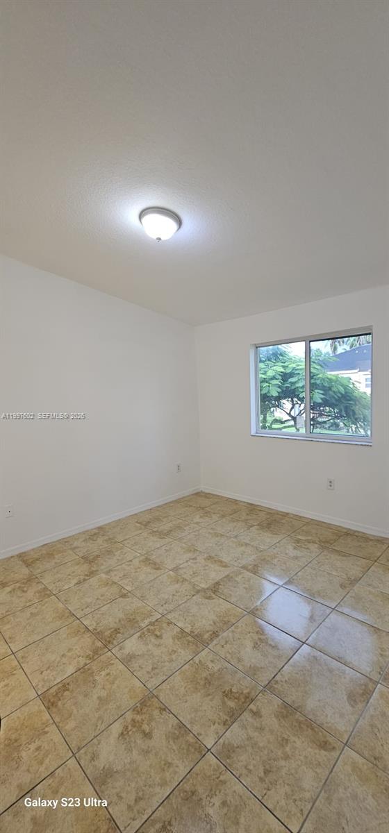 935 NE 33rd Ter #204, Homestead FL 33033