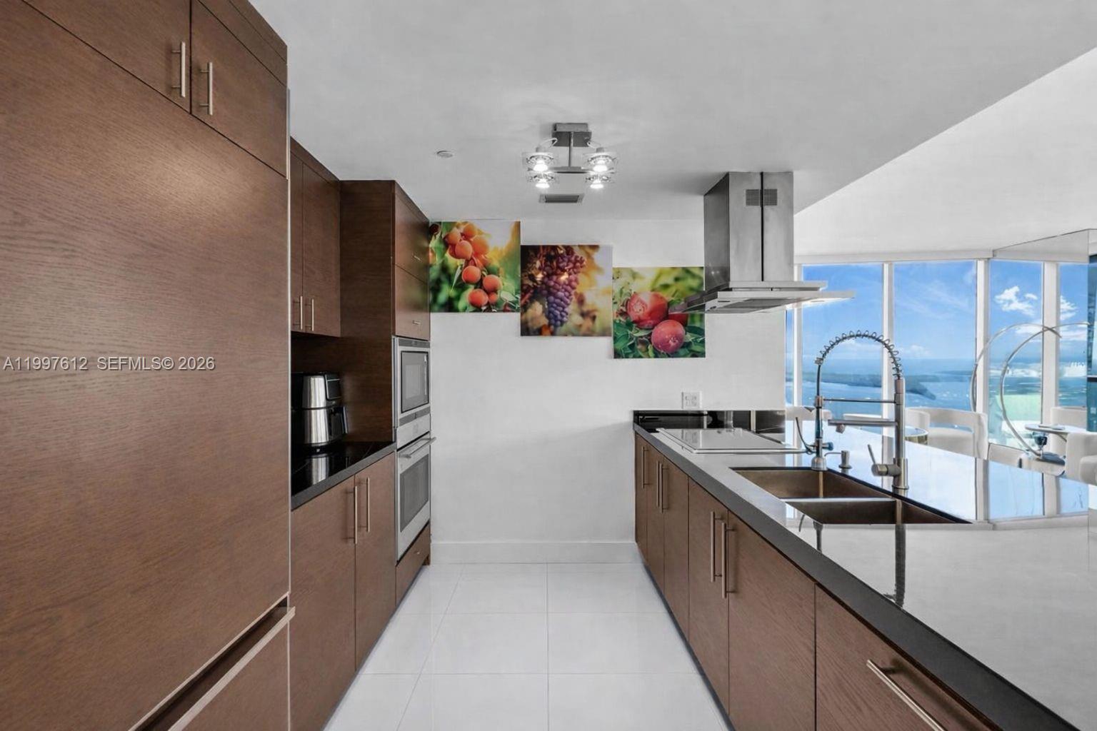 495 Brickell Ave #5301, Miami FL 33131