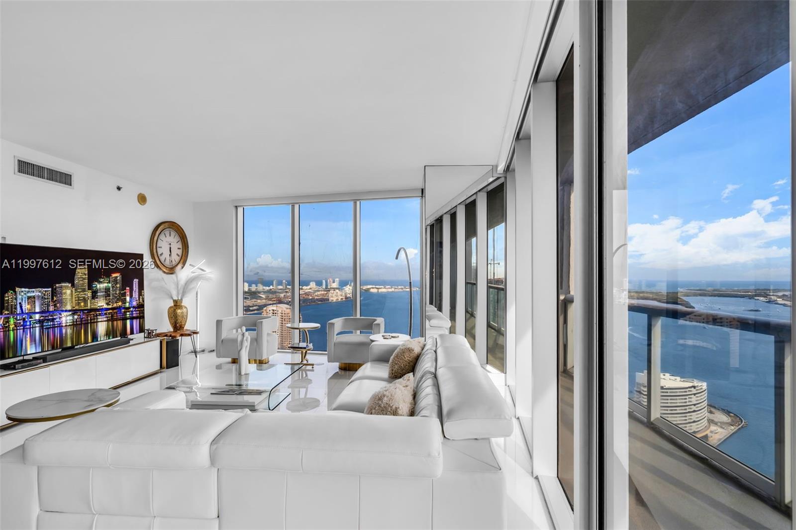 495 Brickell Ave #5301, Miami FL 33131