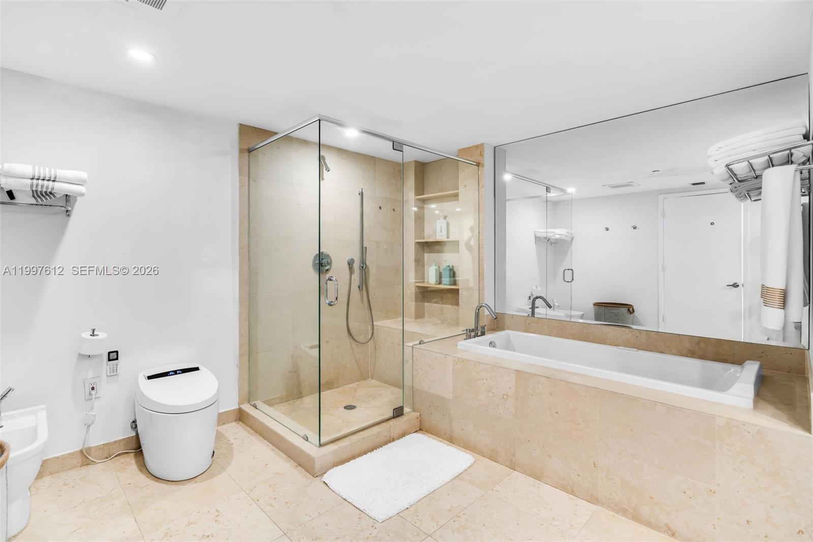 495 Brickell Ave #5301, Miami FL 33131