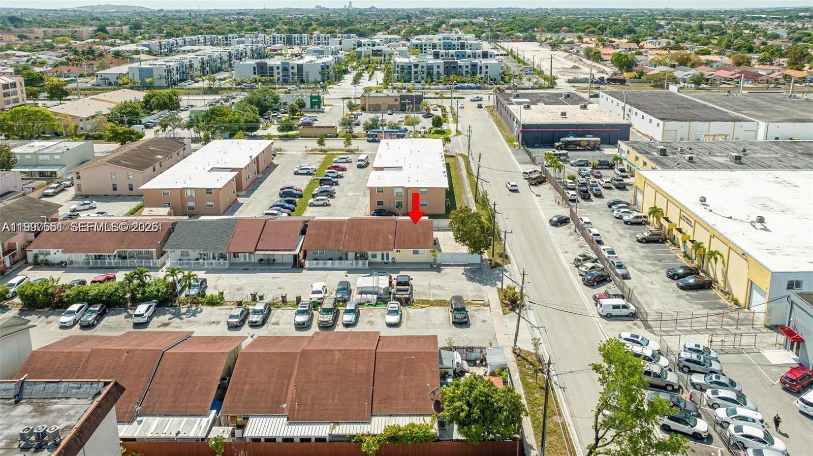 330 W 74th Pl #330, Hialeah FL 33014
