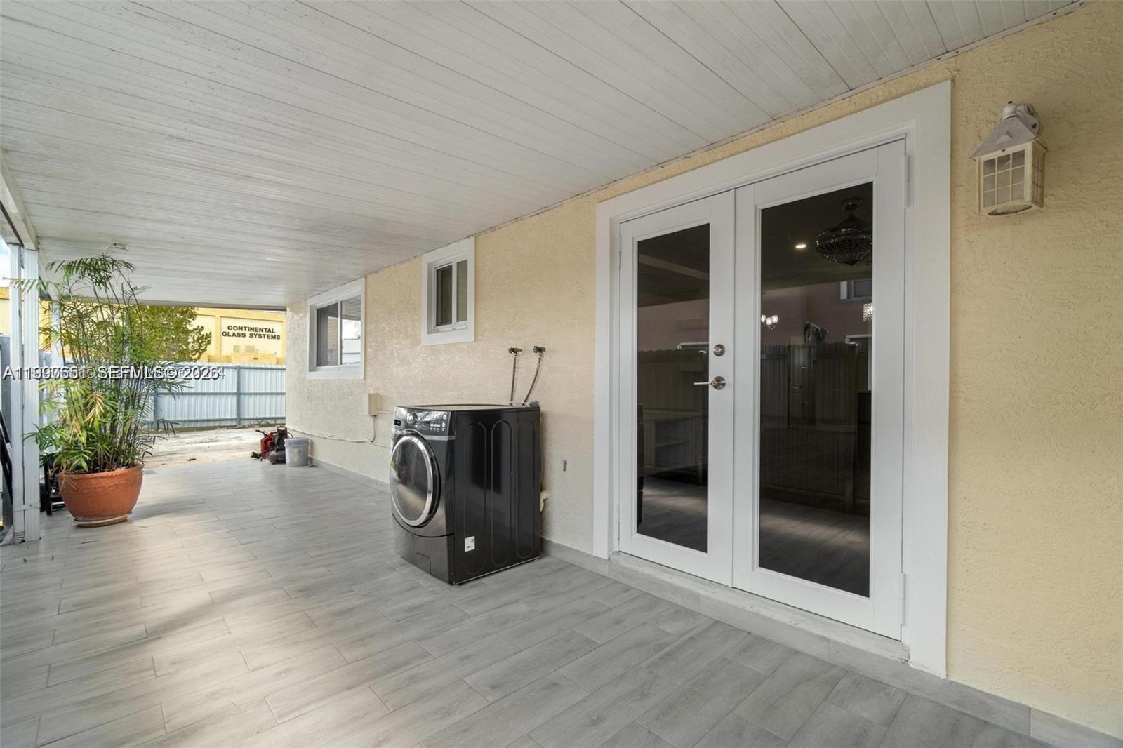 330 W 74th Pl #330, Hialeah FL 33014