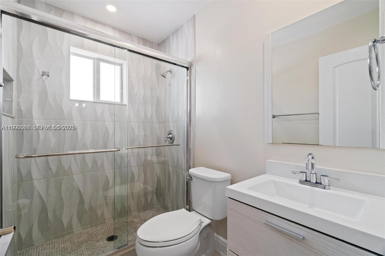 330 W 74th Pl #330, Hialeah FL 33014