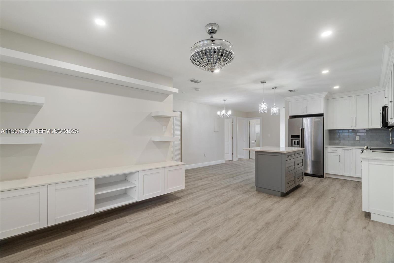 330 W 74th Pl #330, Hialeah FL 33014