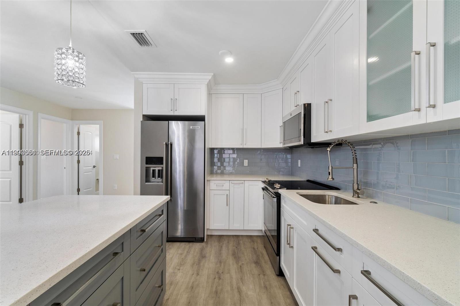 330 W 74th Pl #330, Hialeah FL 33014
