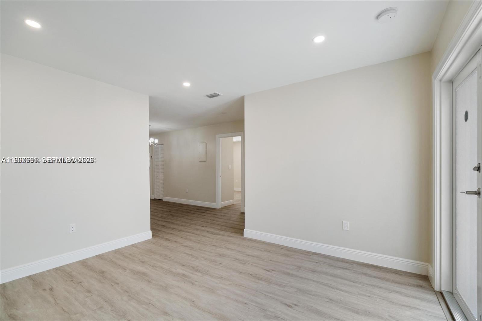 330 W 74th Pl #330, Hialeah FL 33014