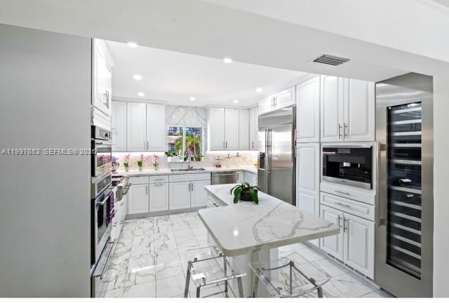 1400 NE 103rd St, Miami Shores FL 33138