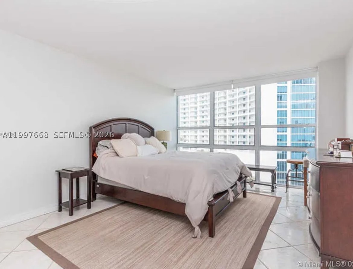 600 NE 36th St #1006, Miami FL 33137