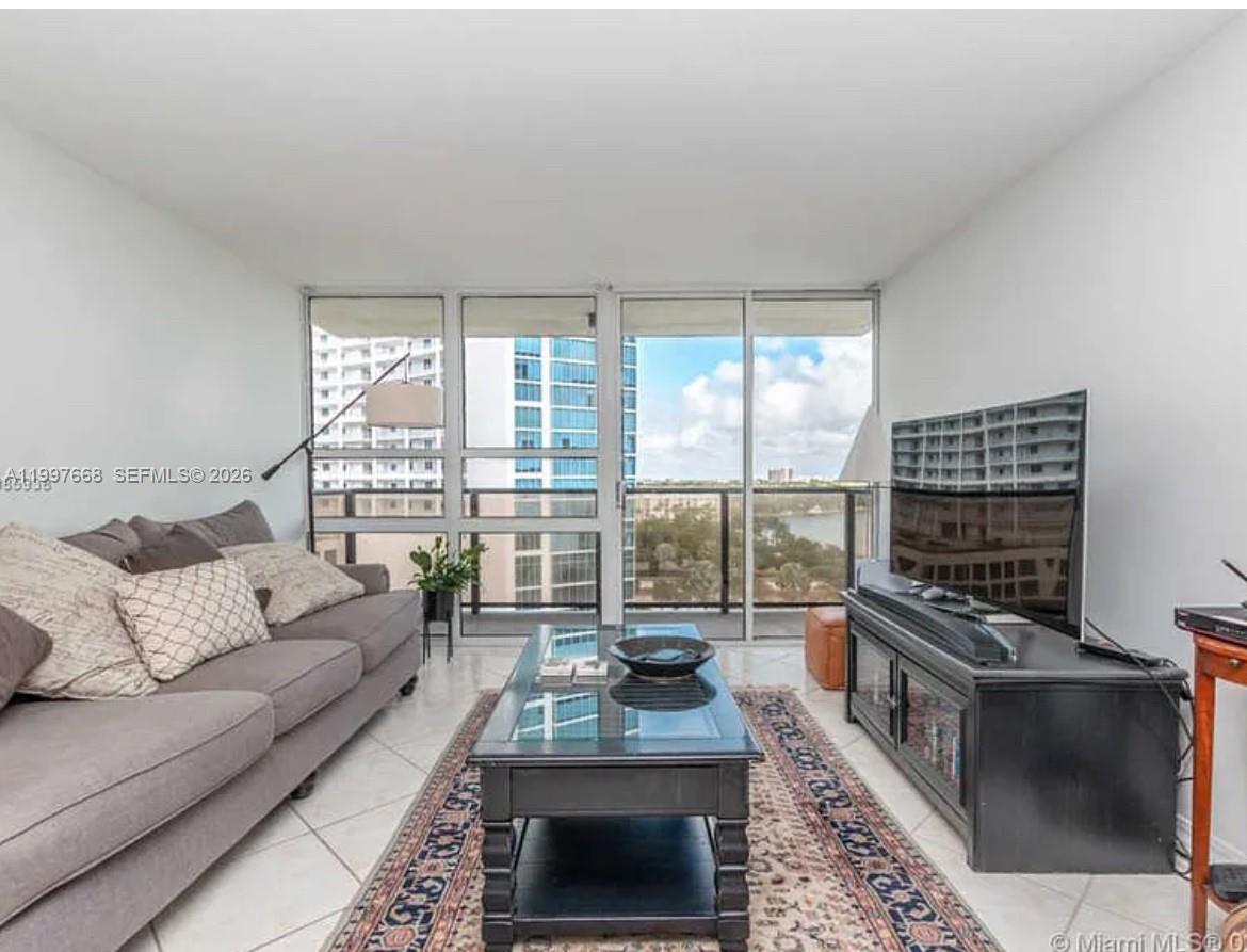 600 NE 36th St #1006, Miami FL 33137