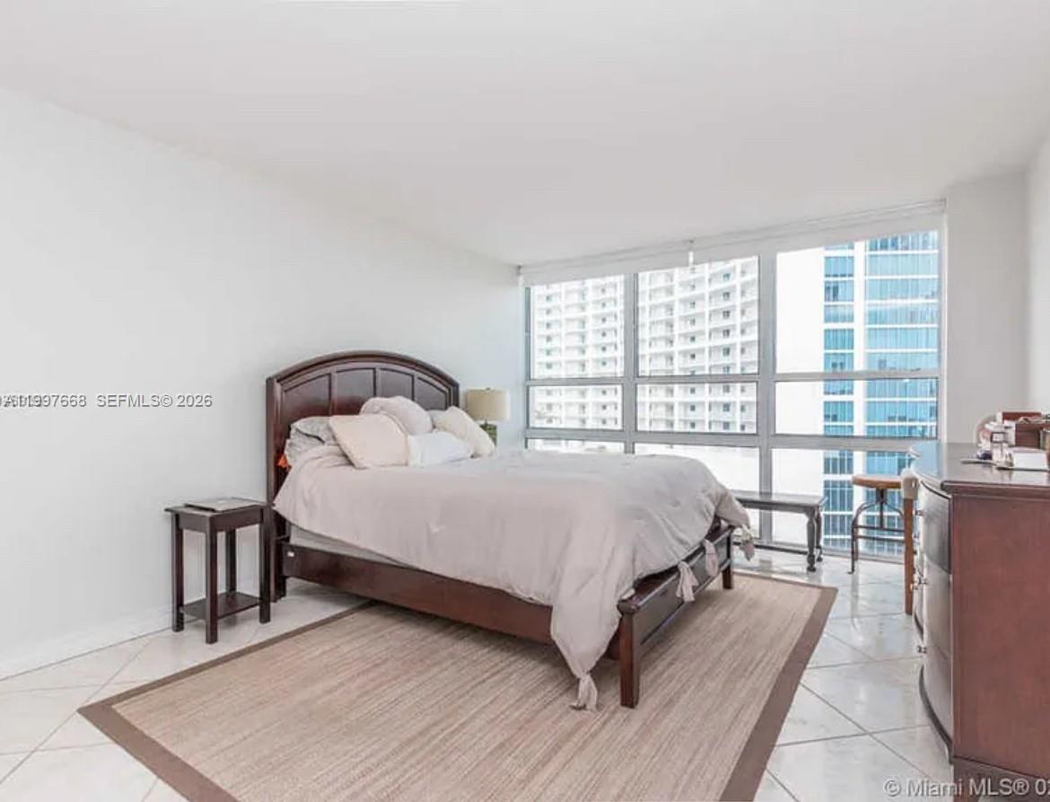 600 NE 36th St #1006, Miami FL 33137