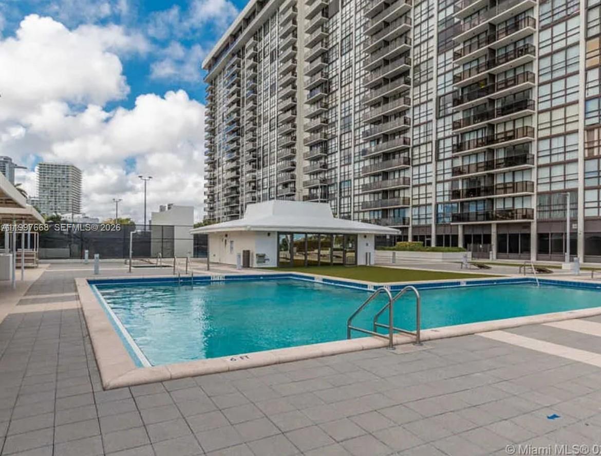 600 NE 36th St #1006, Miami FL 33137