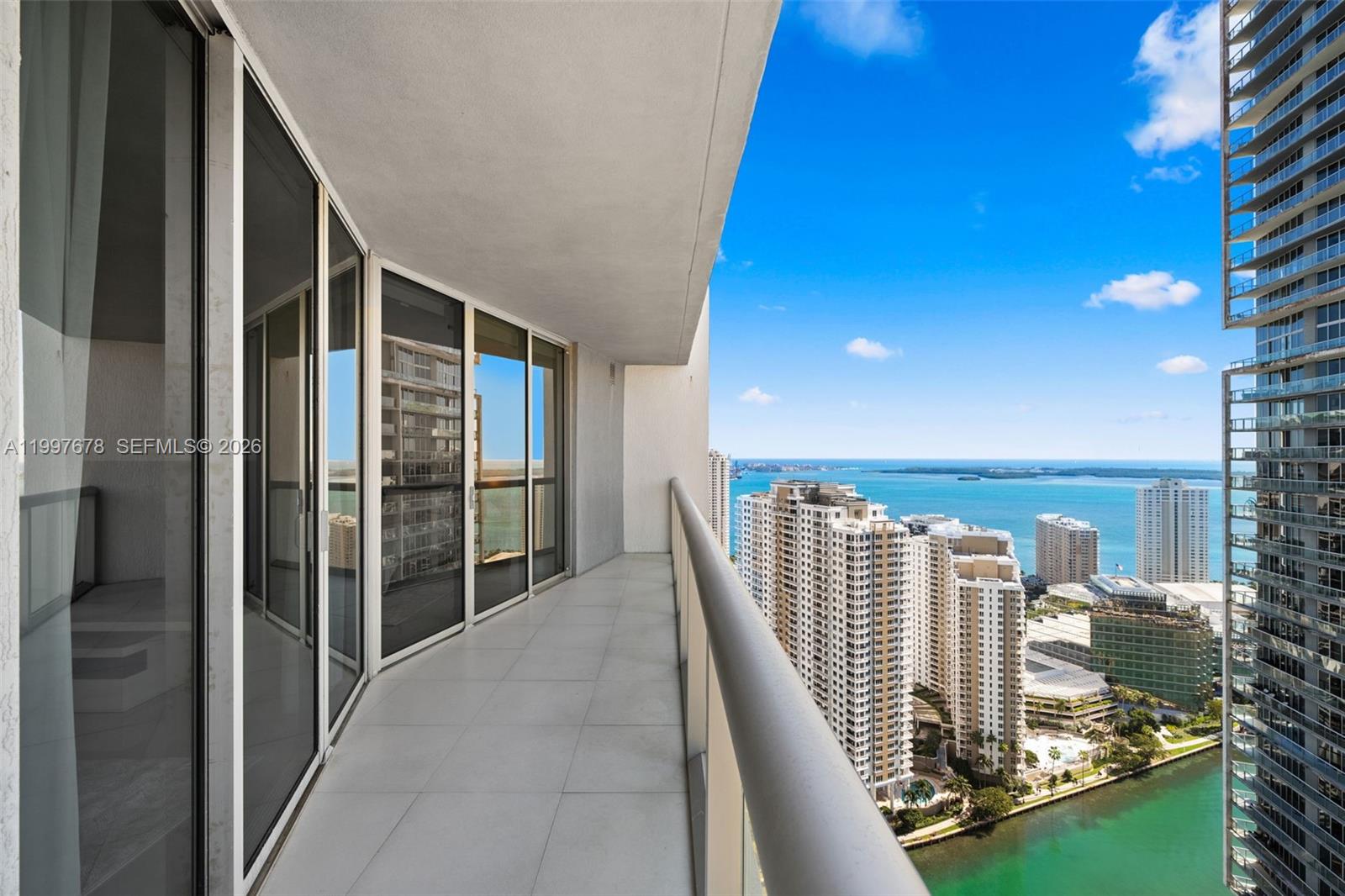 475 Brickell Ave #3711, Miami FL 33131