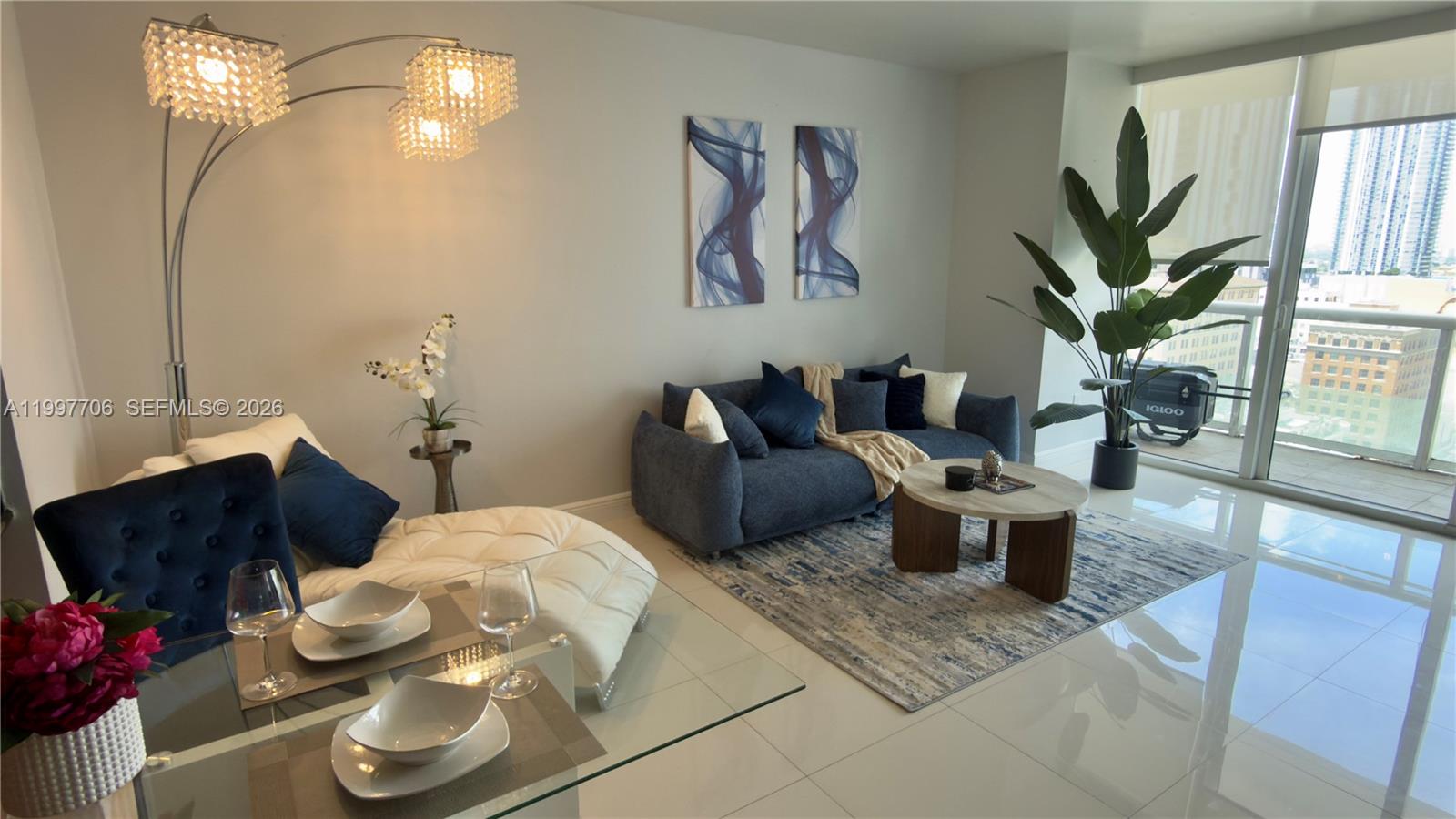 50 Biscayne Blvd #1907, Miami FL 33132