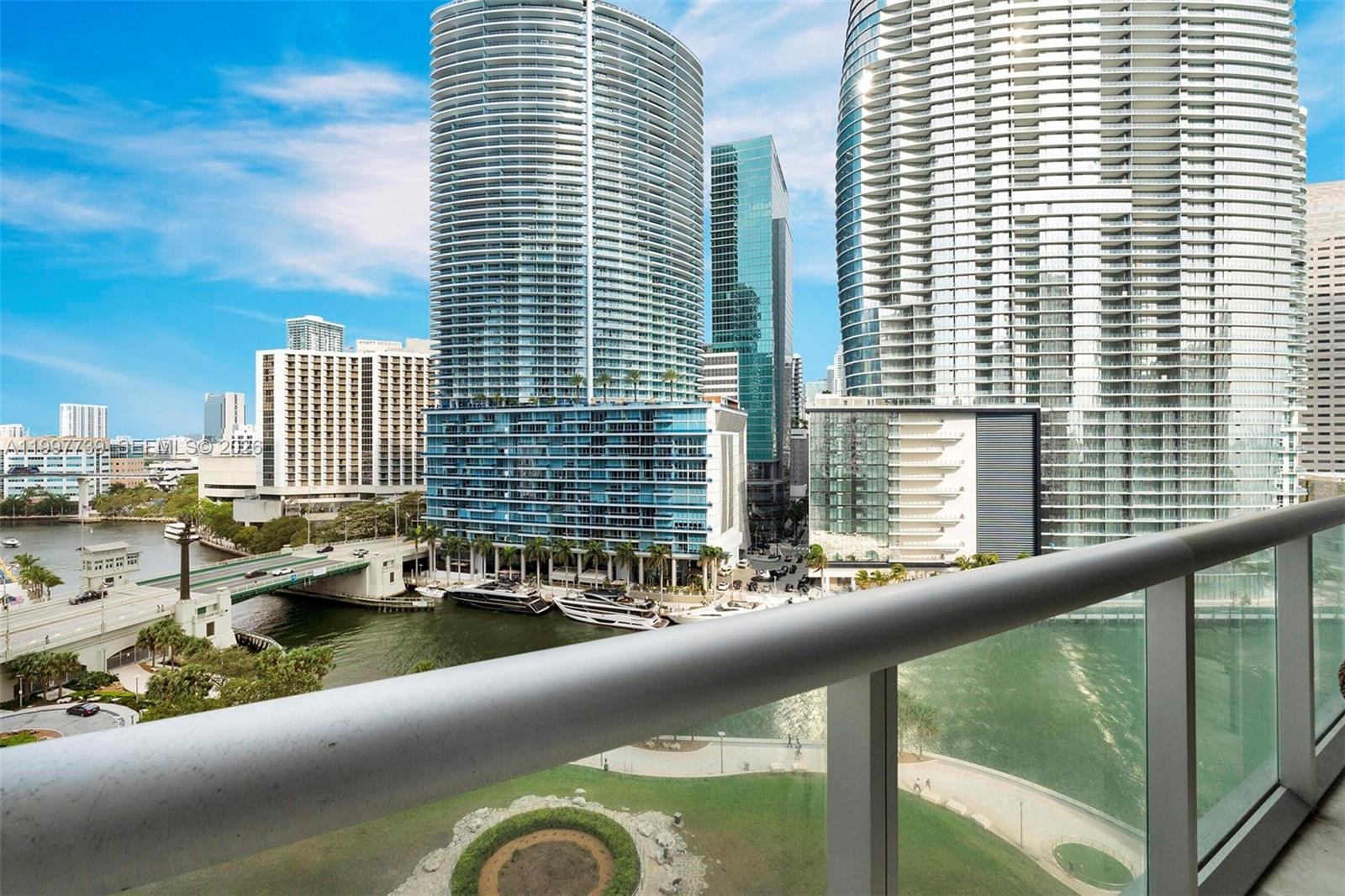 465 Brickell Ave #1406, Miami FL 33131