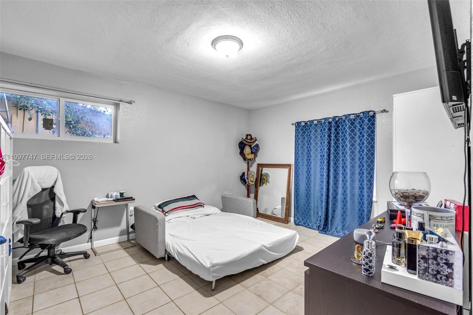 17930 NE 6th Ave, North Miami Beach FL 33162