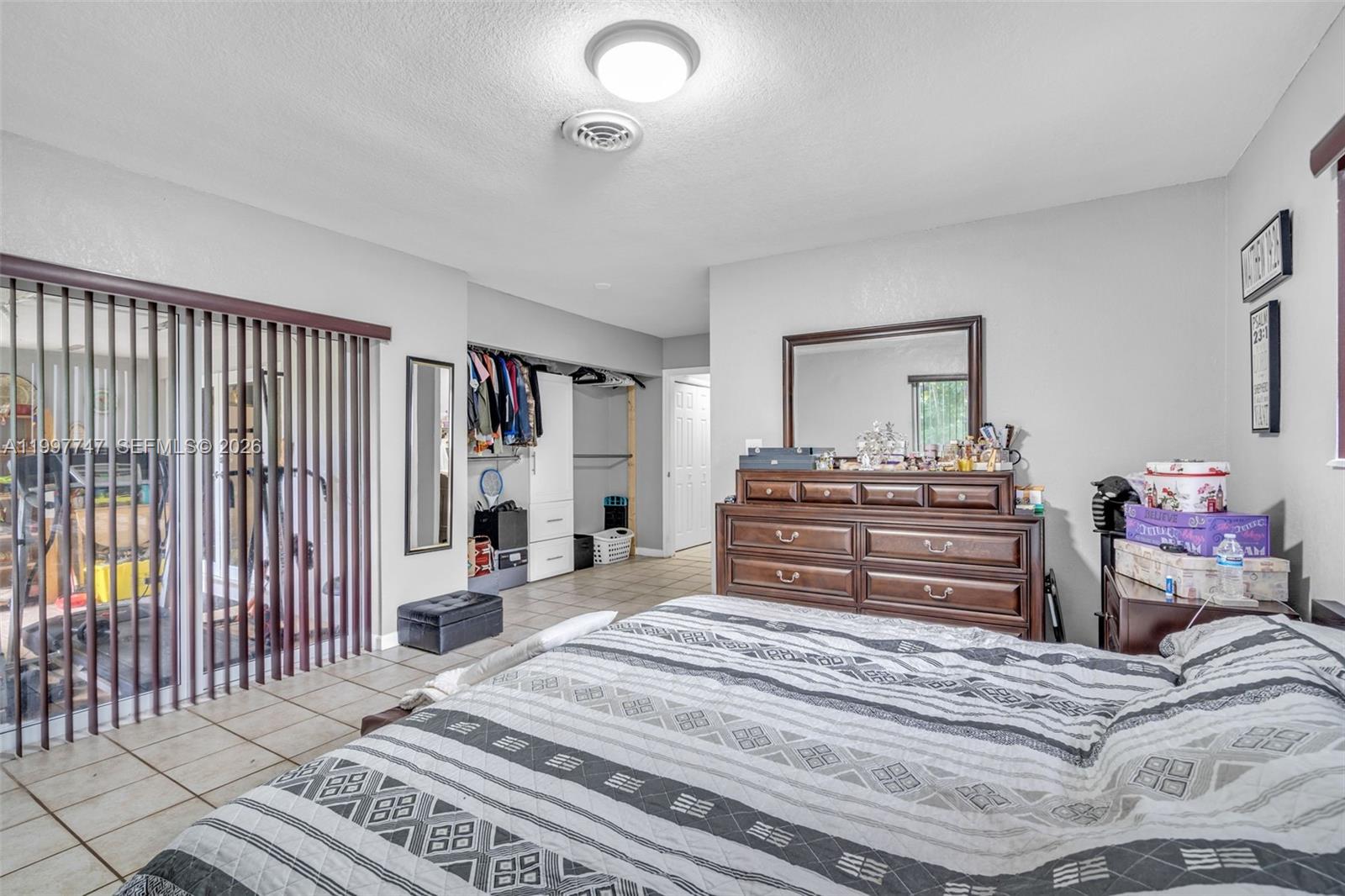 17930 NE 6th Ave, North Miami Beach FL 33162