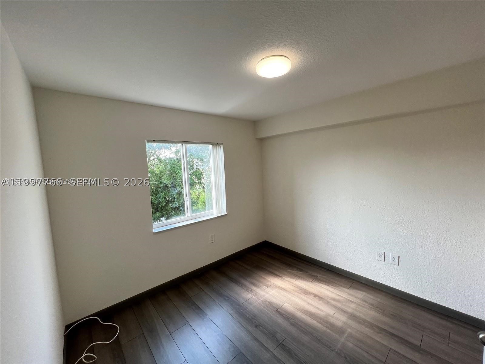 637 SW 3rd St #306, Miami FL 33130