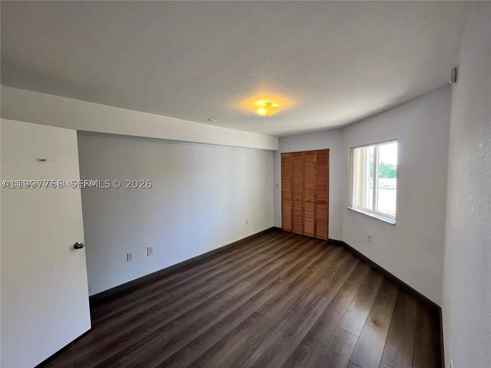 637 SW 3rd St #306, Miami FL 33130