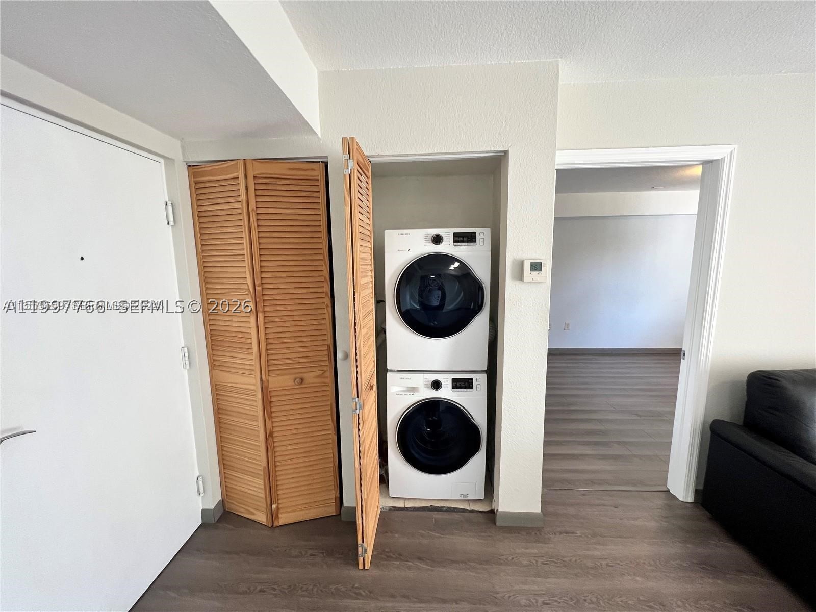 637 SW 3rd St #306, Miami FL 33130