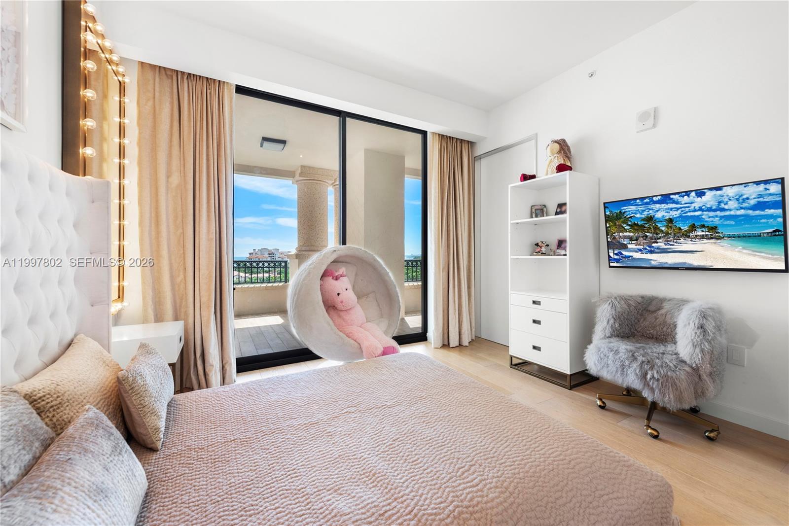 6882 Fisher Island Dr #6882, Miami Beach FL 33109