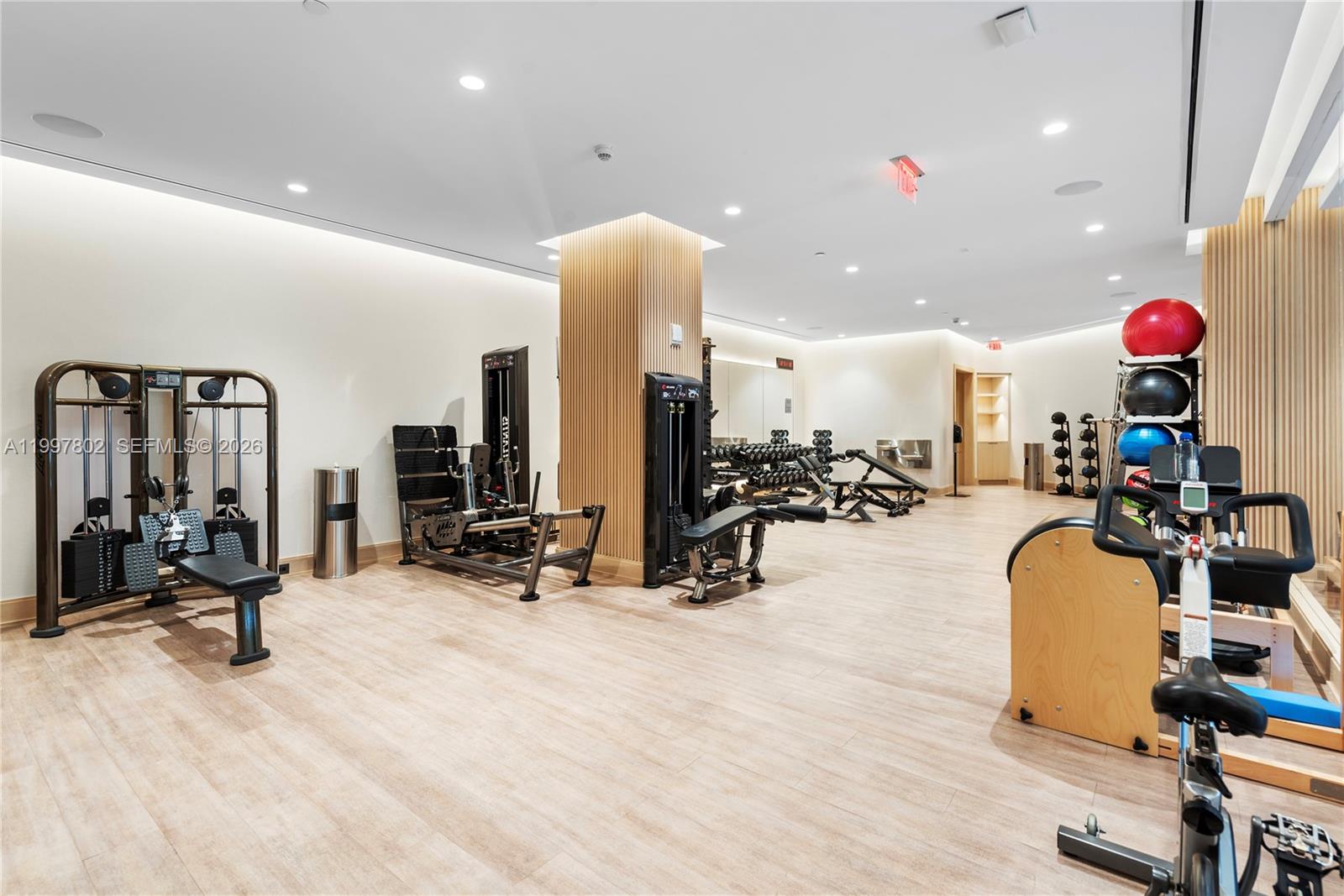 6882 Fisher Island Dr #6882, Miami Beach FL 33109