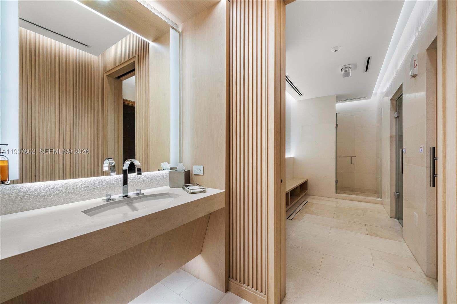 6882 Fisher Island Dr #6882, Miami Beach FL 33109