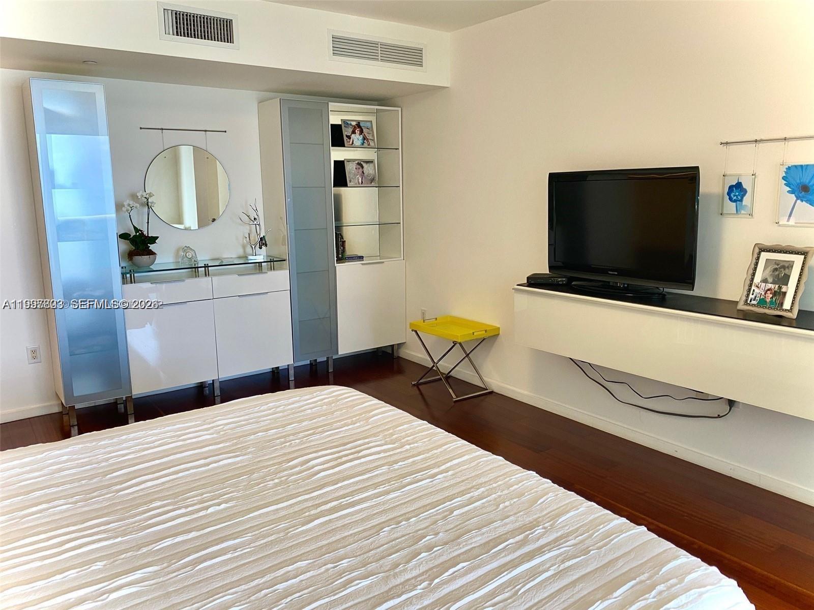 17201 Collins Ave #2005, Sunny Isles Beach FL 33160