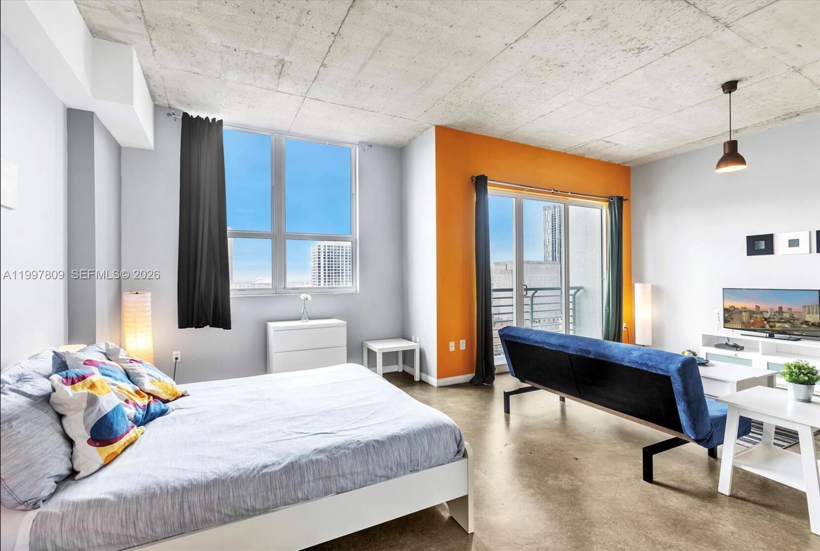 133 NE 2nd Ave #2015, Miami FL 33132