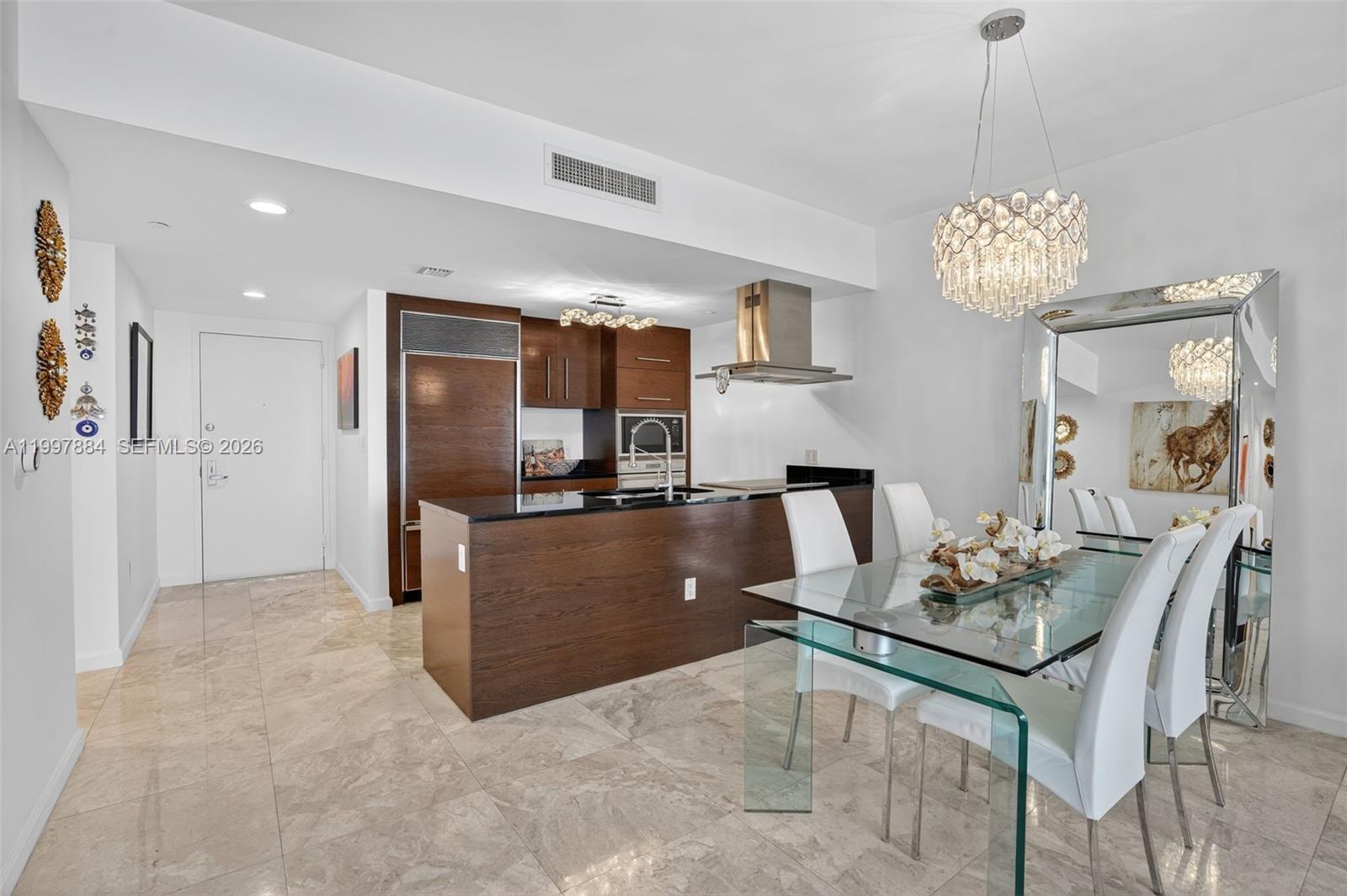 495 Brickell Ave #2807, Miami FL 33131