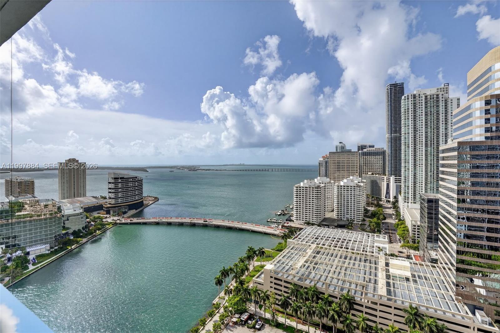 495 Brickell Ave #2807, Miami FL 33131