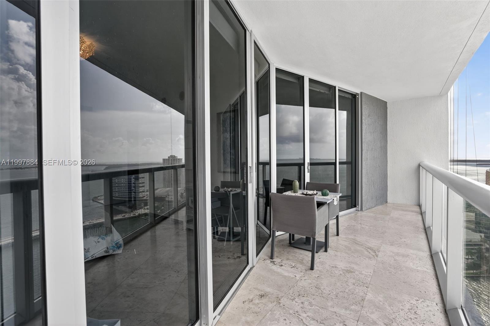 495 Brickell Ave #2807, Miami FL 33131