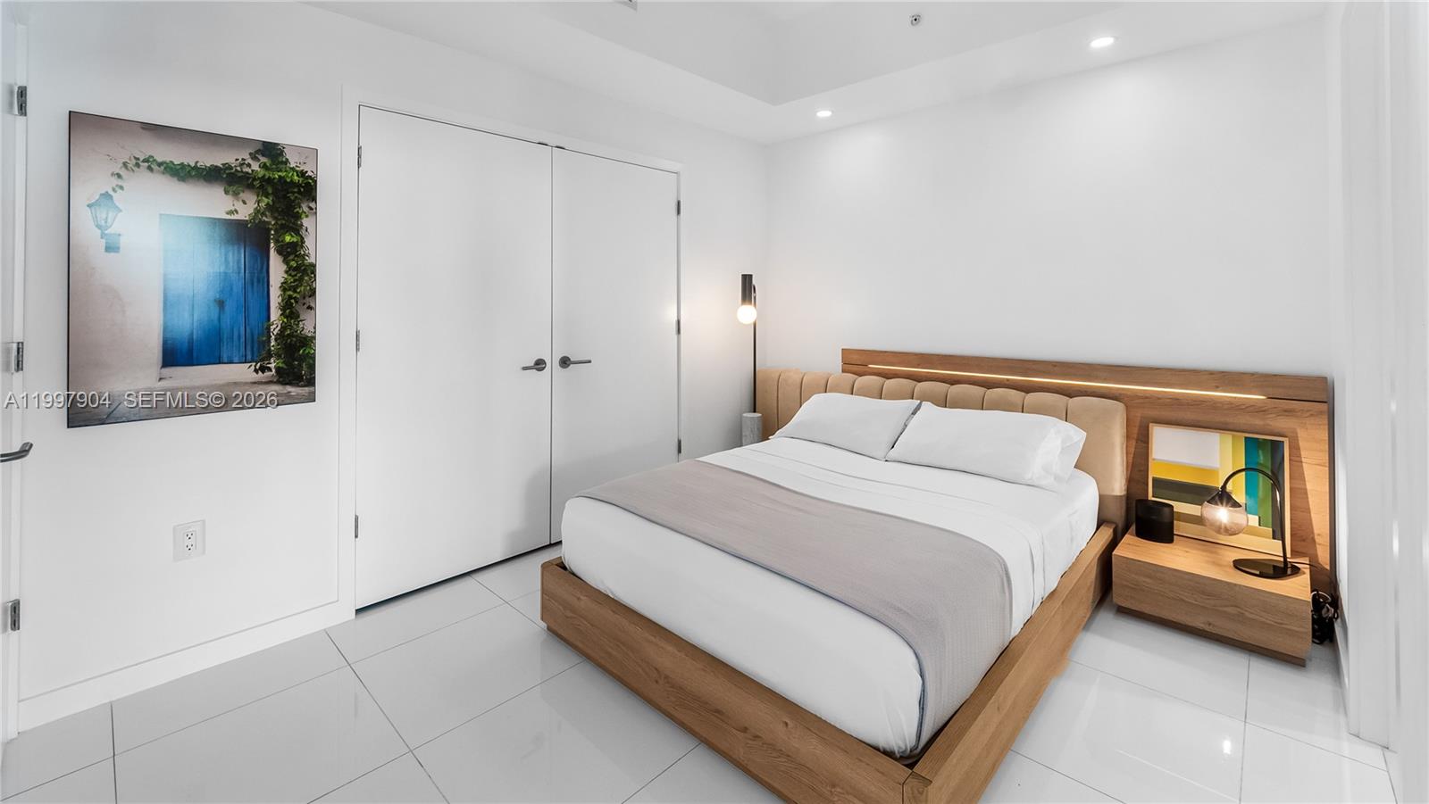 851 NE 1st Ave #1606, Miami FL 33132