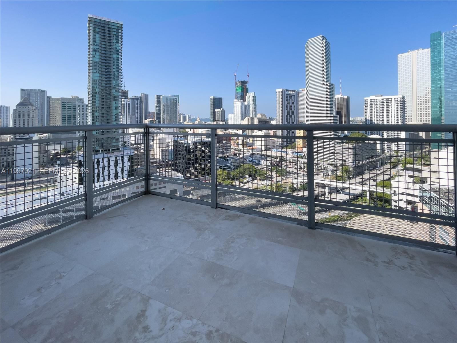 350 S Miami Ave #2509, Miami FL 33130