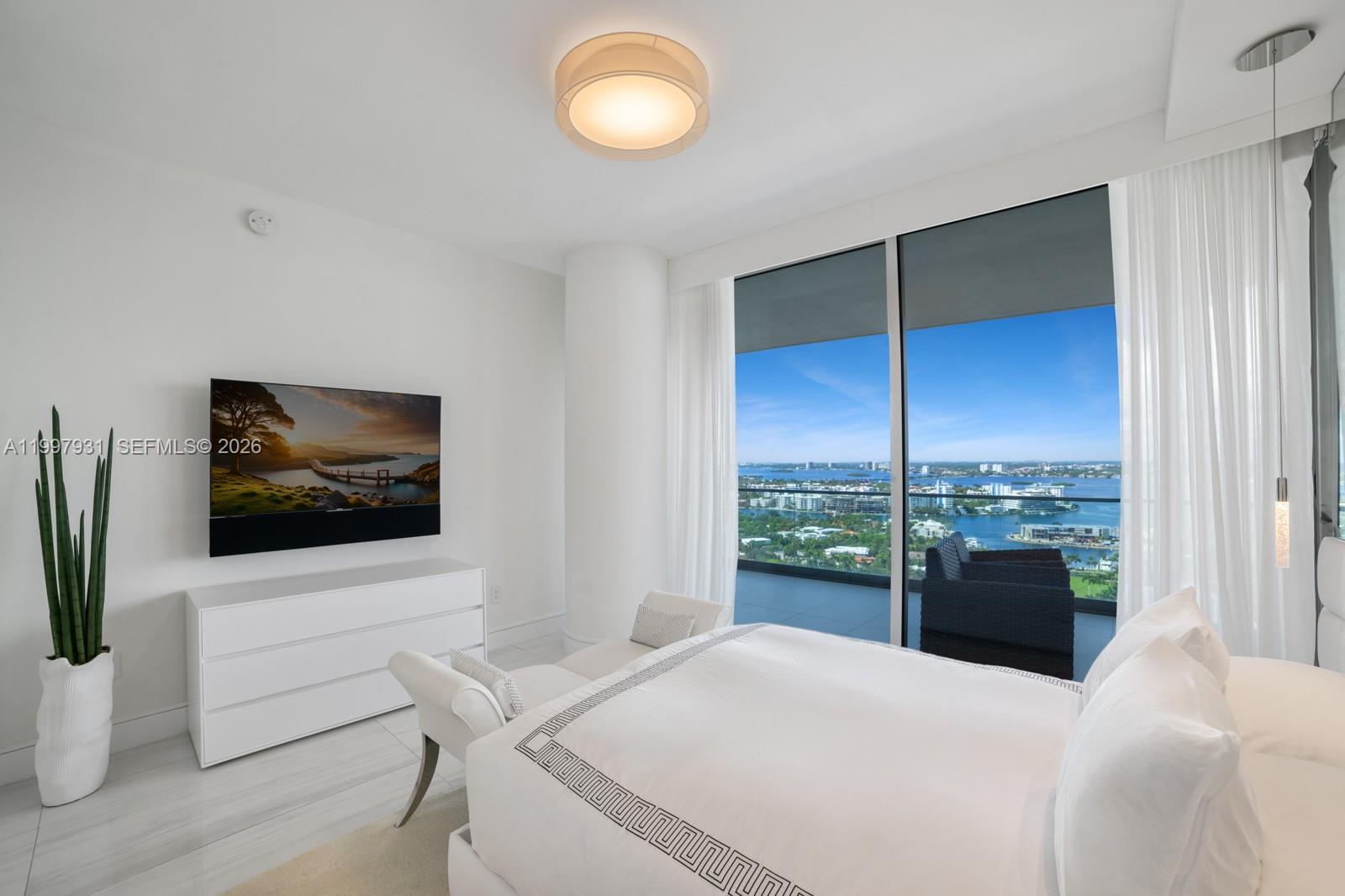 10203 Collins Ave #2501, Bal Harbour FL 33154
