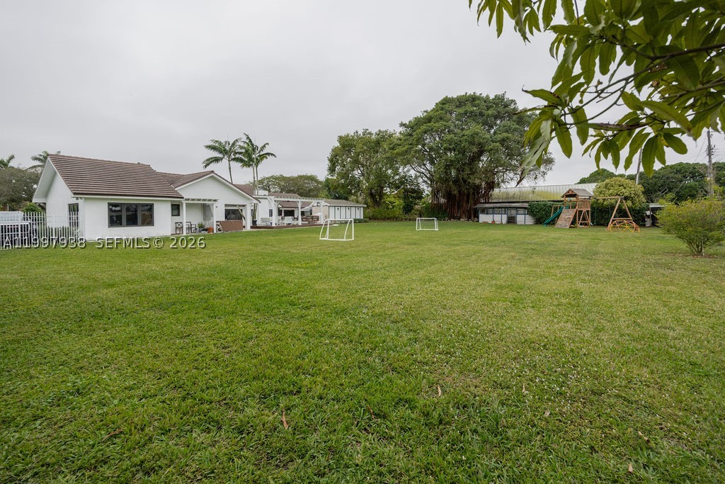 11301 SW 95th St, Miami FL 33176