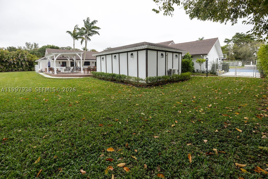11301 SW 95th St, Miami FL 33176
